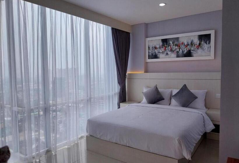 Люкс, Daima Suites Margonda