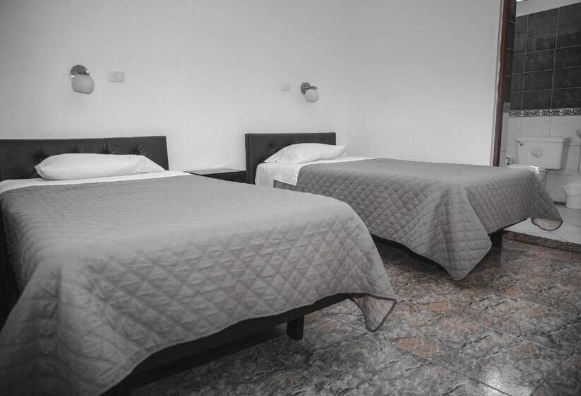 اتاق استاندارد, Las Dalias