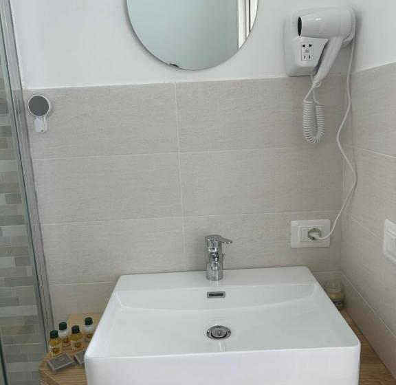 غرفة قياسية مزوَّدة بشُرفة, Il Marchesino B&b