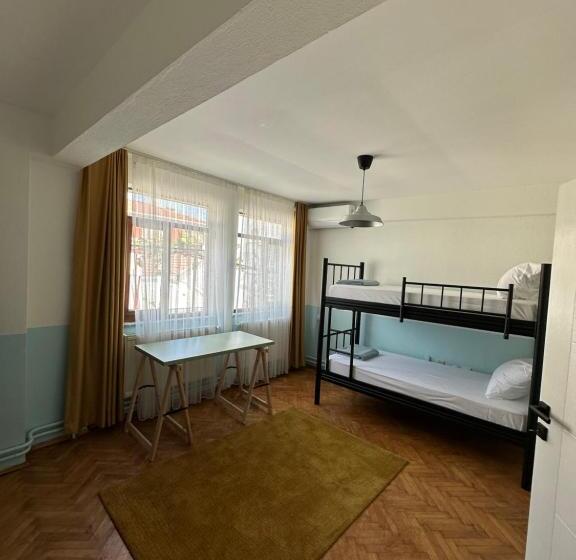 Кровать в Общей Комнате, Koza Hostel Coffee & Chill