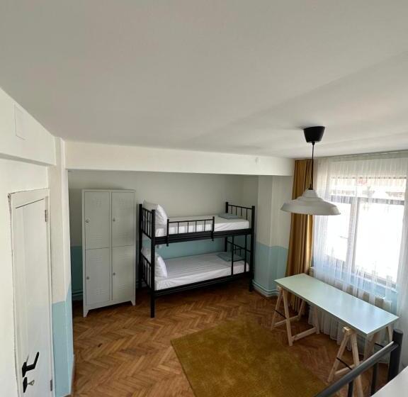 Кровать в Общей Комнате, Koza Hostel Coffee & Chill