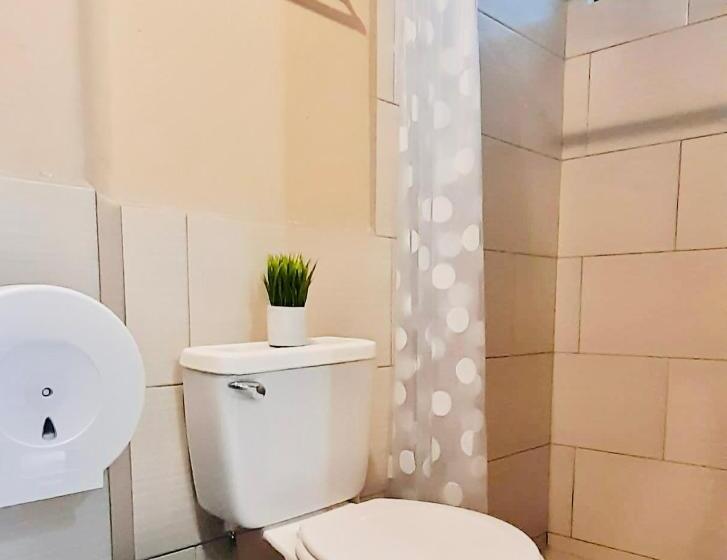اتاق استاندارد, Hostal Amaya