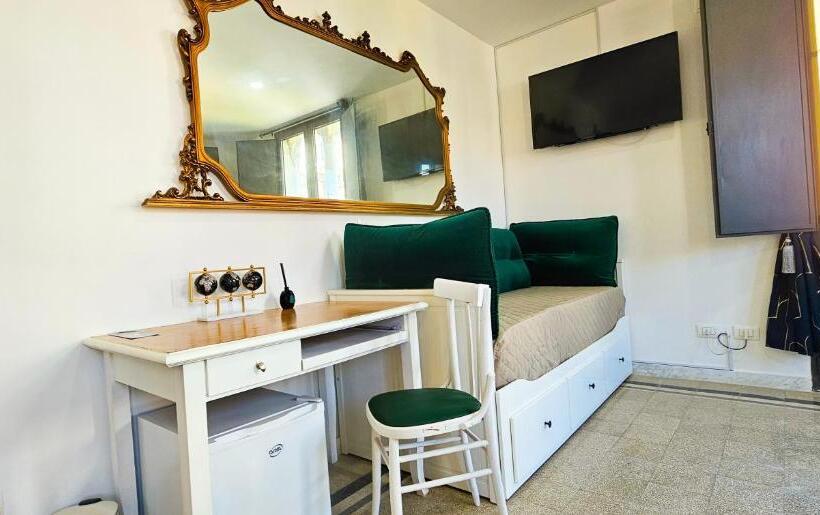 발코니가 있는 4인용 스탠다드 룸, Da Residenza Avezzano