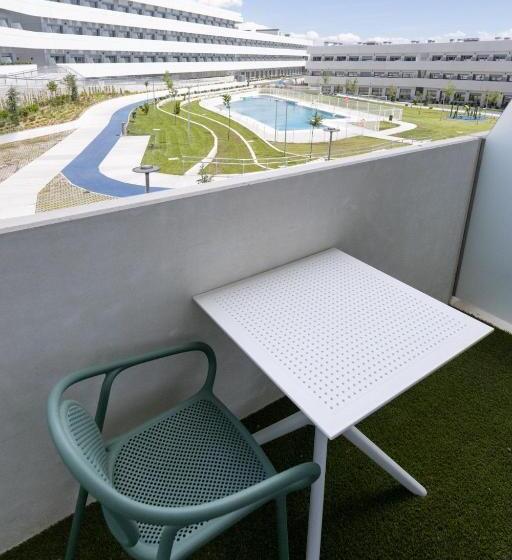 Номер Стандарт, Student Experience Madrid Pozuelo   Luxury Hostel