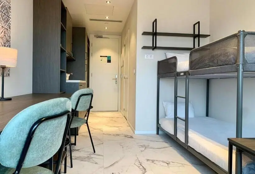 エコノミールーム, Student Experience Madrid Pozuelo   Luxury Hostel