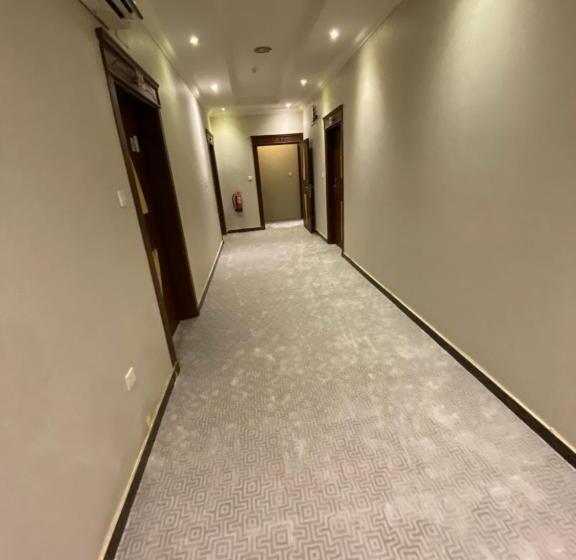 غرفة قياسية فردية, راحة الضيف للأجنحةالفندقية