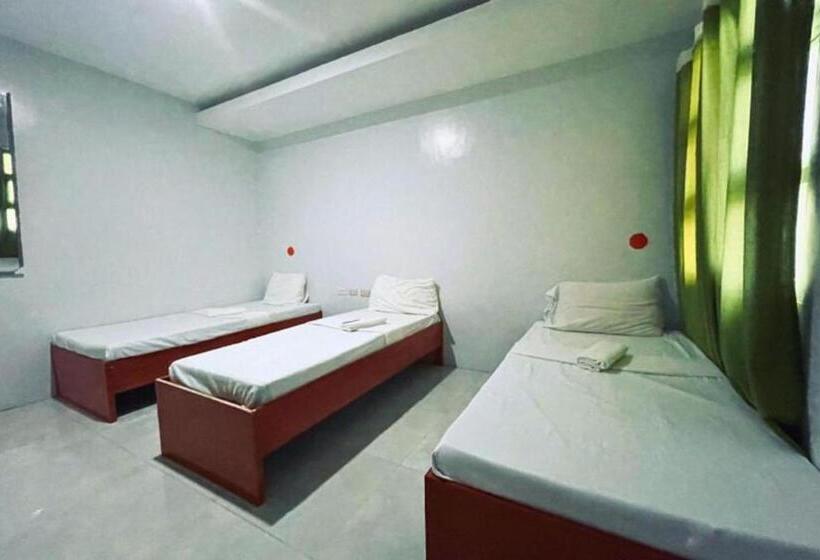 غرفة قياسية ثلاثية, A And A Bed And Breakfast Inn Powered By Cocotel