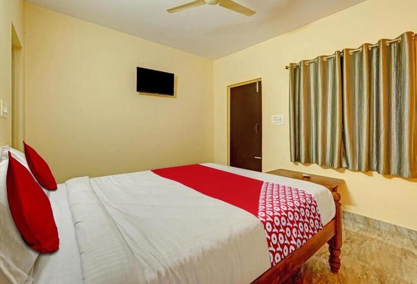 חדר קלאסי לשלושה, Oyo Flagship 81451 Surya Rooms