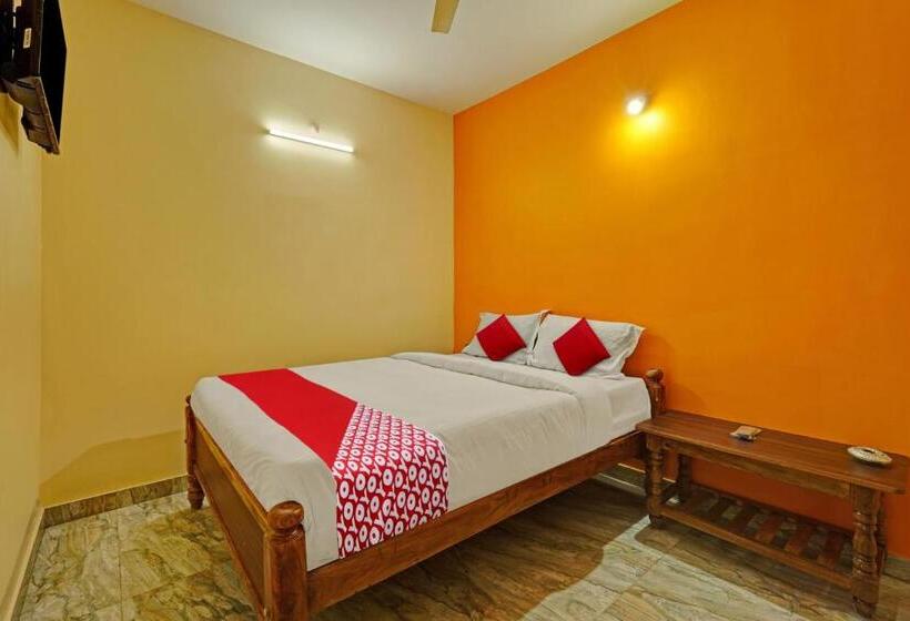 חדר קלאסי לשלושה, Oyo Flagship 81451 Surya Rooms