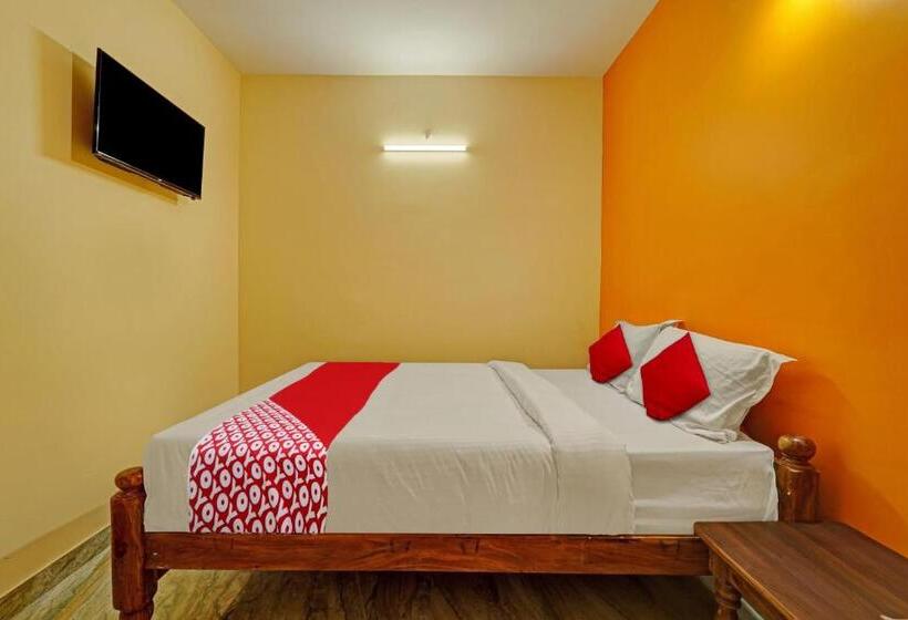 חדר קלאסי לשלושה, Oyo Flagship 81451 Surya Rooms