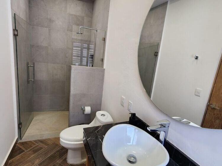 Quarto Estandar, úrsula Concept