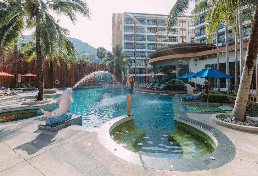 Люкс Вид на Бассейн, The Beach Heights Condotel Kata 500 Meters To Kata Beach