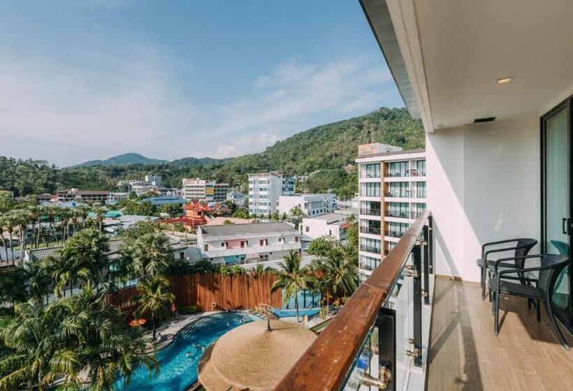 Люкс Вид на Бассейн, The Beach Heights Condotel Kata 500 Meters To Kata Beach