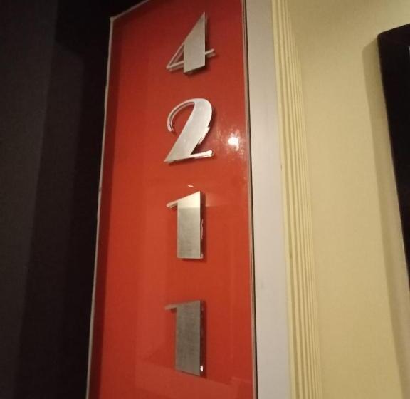 Люкс с Балконом, The Beach Heights Condotel Kata 500 Meters To Kata Beach