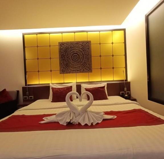 Люкс с Балконом, The Beach Heights Condotel Kata 500 Meters To Kata Beach