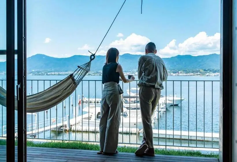 レイクビュースタンダードルーム, Yanmar Sunset Marina Clubhouse&