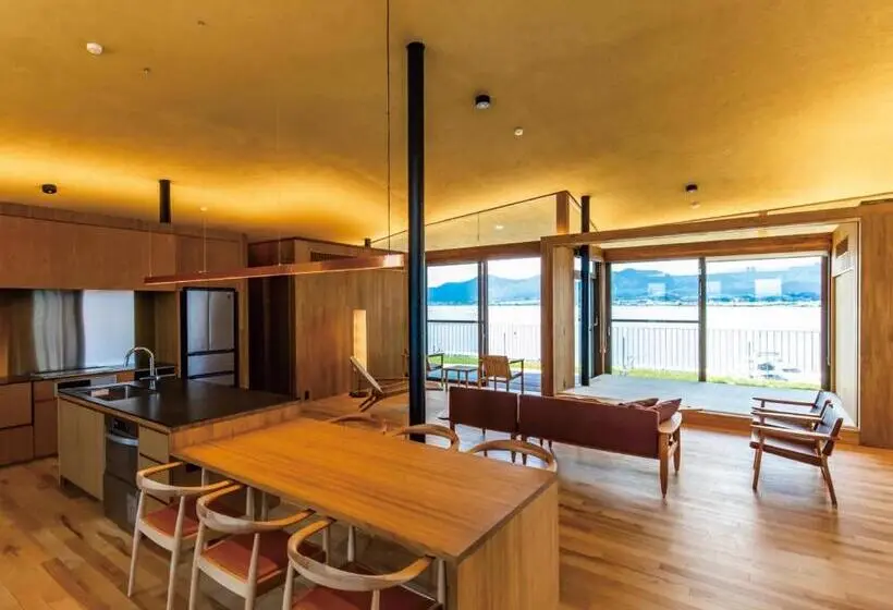 Suite with lake view, Yanmar Sunset Marina Clubhouse&