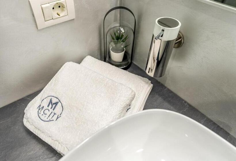 جناح عائلي, M City Apart