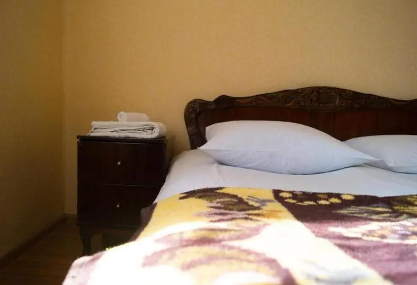 اتاق استاندارد, Irakli Guest House