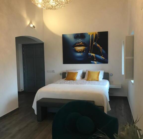 סוויטה נוף להרים, Collina D’oro