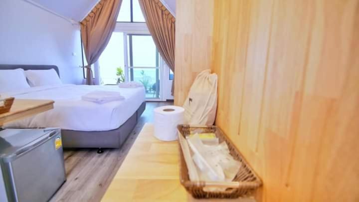 豪华海景房, Simork Lake &beach Resort