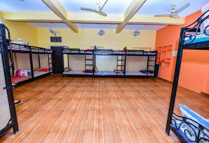 غرفة عائلية, Hariyali Resort