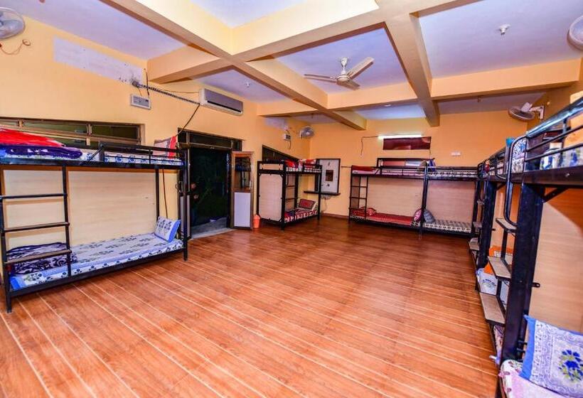 غرفة عائلية مطلّة علي الحديقة, Hariyali Resort