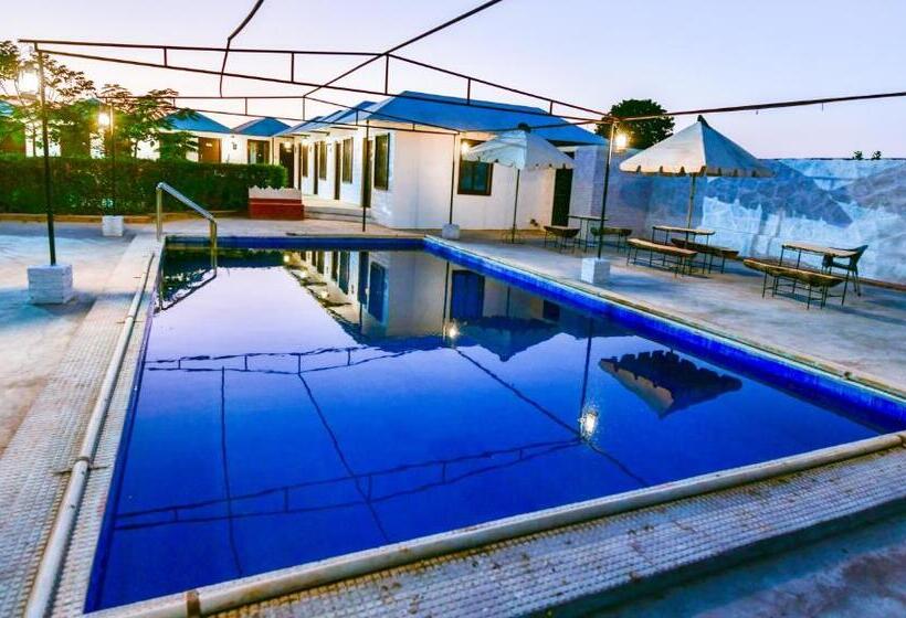 Номер Deluxe с Балконом, Hariyali Resort