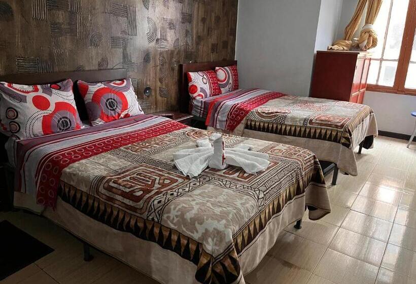 غرفة قياسية, Las Nieves Ld