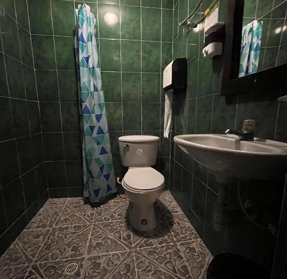 Quarto Estandar, Las Nieves Ld