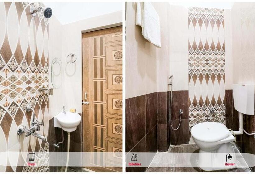 חדר קלאסי לשלושה, Spot On Anand P. Guest House