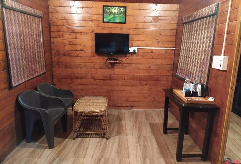 디럭스 룸, Vanasthali Jungle Resort Corbett By Royal Collection