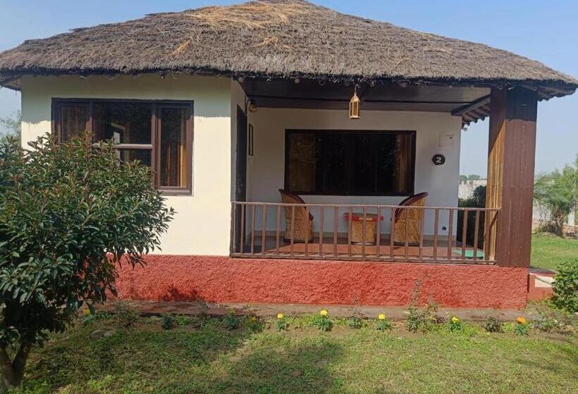 수피리어 룸, Vanasthali Jungle Resort Corbett By Royal Collection