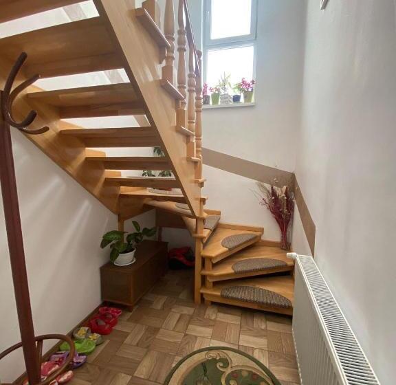 آپارتمان 2 خوابه, Casa Irina
