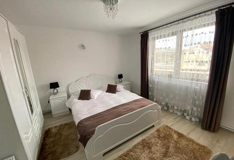 اتاق استاندارد با تخت بزرگ, Casa Irina