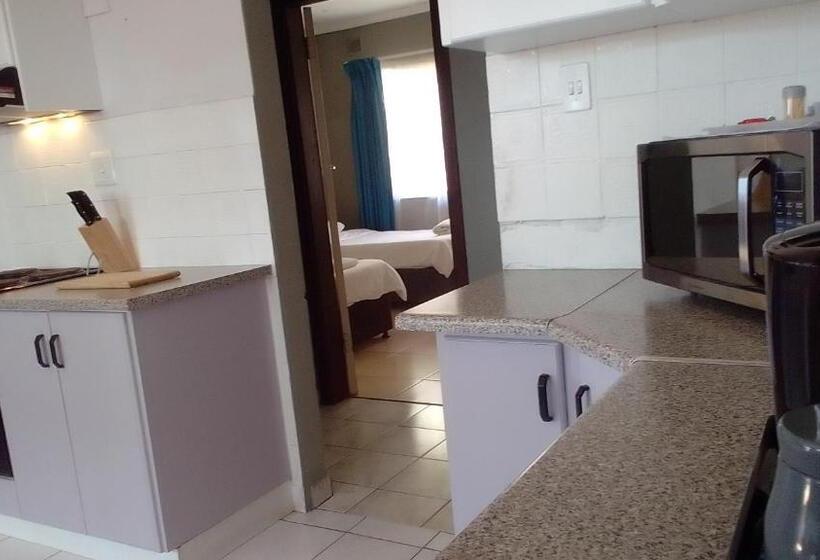 Дом 4 Спальни, Casa On The Bluff