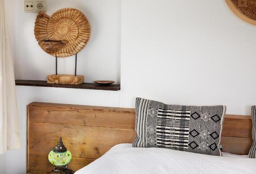 غرفة قياسية مزوَّدة بشُرفة, Guest House Aquarius