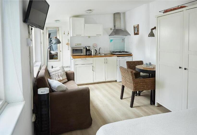 غرفة قياسية مزوَّدة بتراس, Guest House Aquarius