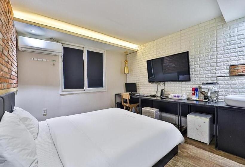 اتاق استاندارد, Mvg Motel
