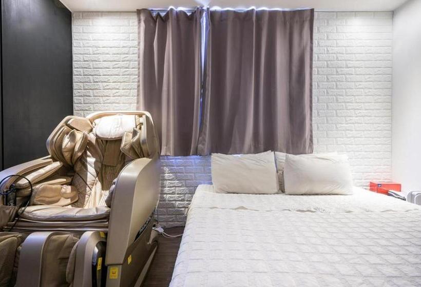 غرفة سوبيريور, Mvg Motel