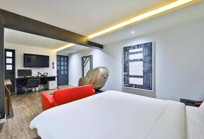 스위트, Mvg Motel