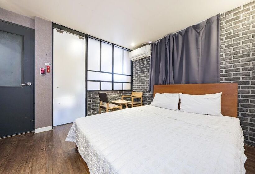 غرفة قياسية, Mvg Motel