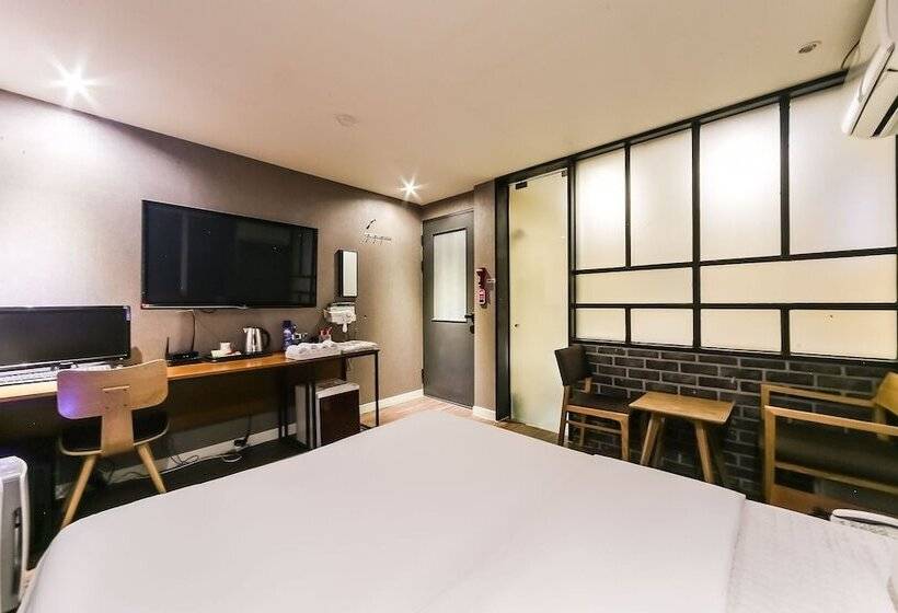 Номер Стандарт, Mvg Motel