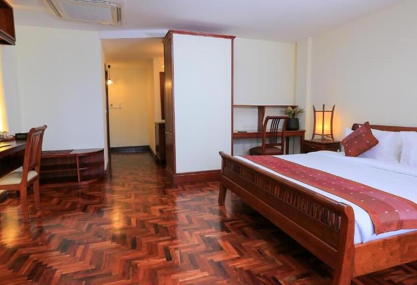 חדר דלוקס, Phongsavath Boutique