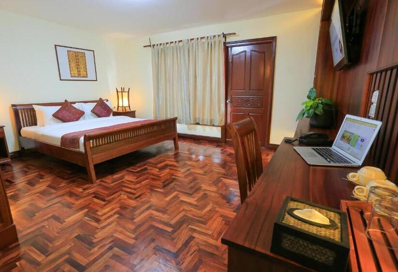 חדר דלוקס, Phongsavath Boutique