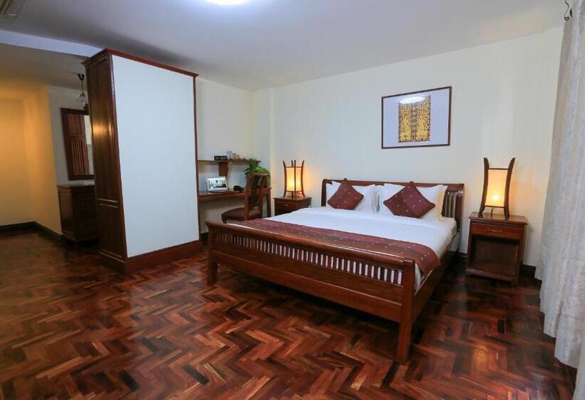 חדר דלוקס, Phongsavath Boutique