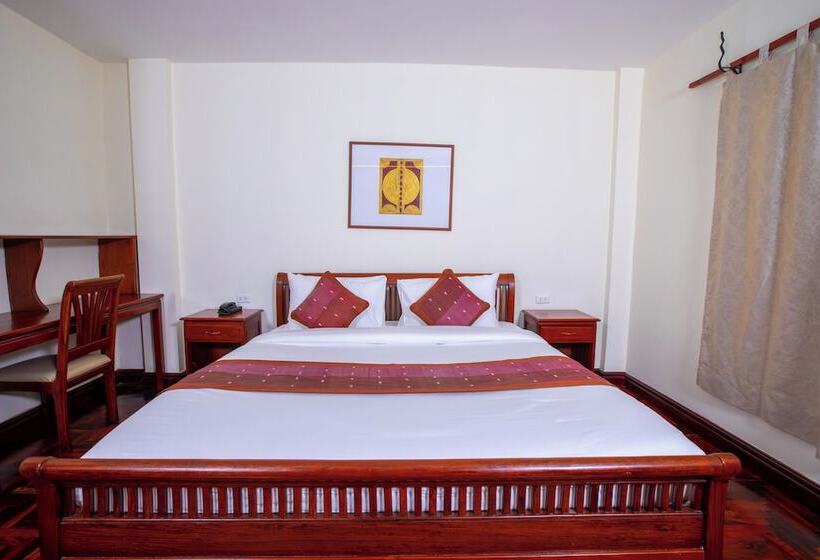 اتاق سوپریور, Phongsavath Boutique