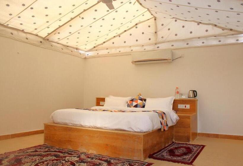 디럭스 룸, Nagina Desert Camp