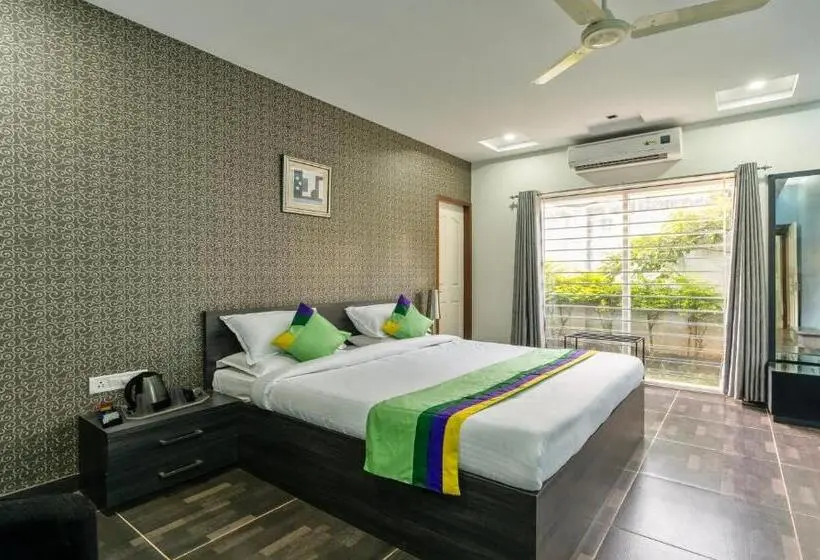 スーペリアールーム, Treebo Midvalley Residence