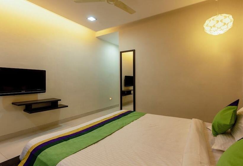 Номер Deluxe, Treebo Midvalley Residence